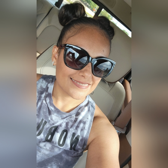 Meet your Posher, Yahaira - Picture 4 of 8